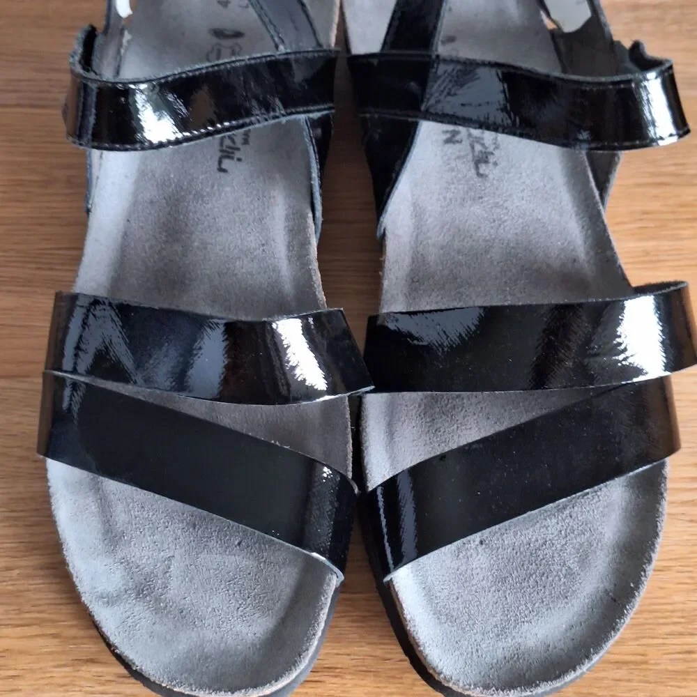 Naot Kayla Sandals Women 12 Black Patent Leather Slingback Strappy EU 43
